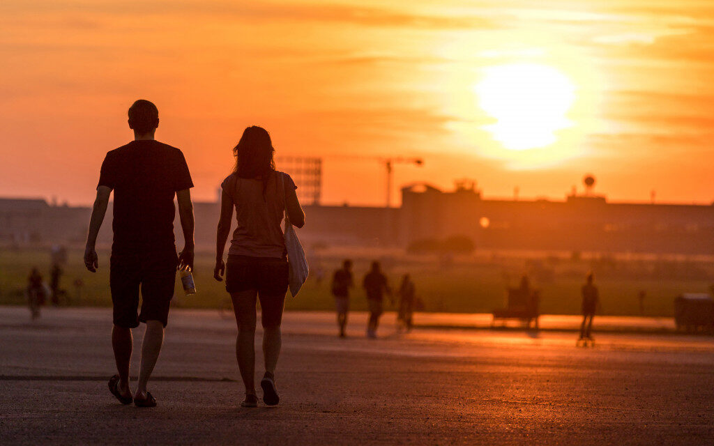 Sonnenuntergang Tempelhofer Feld