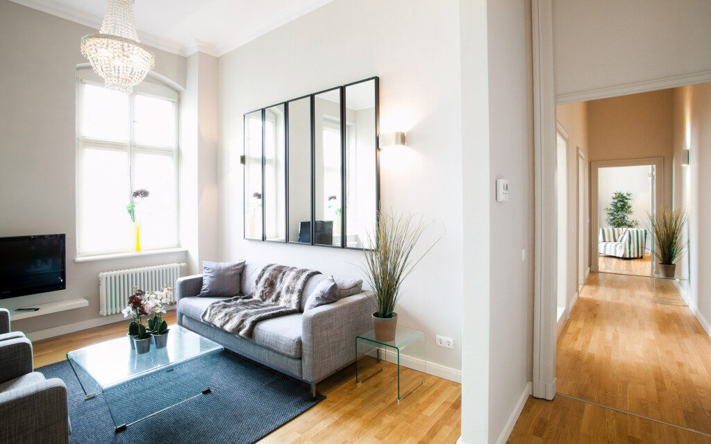 Albau Wohnzimmer hohe Decken