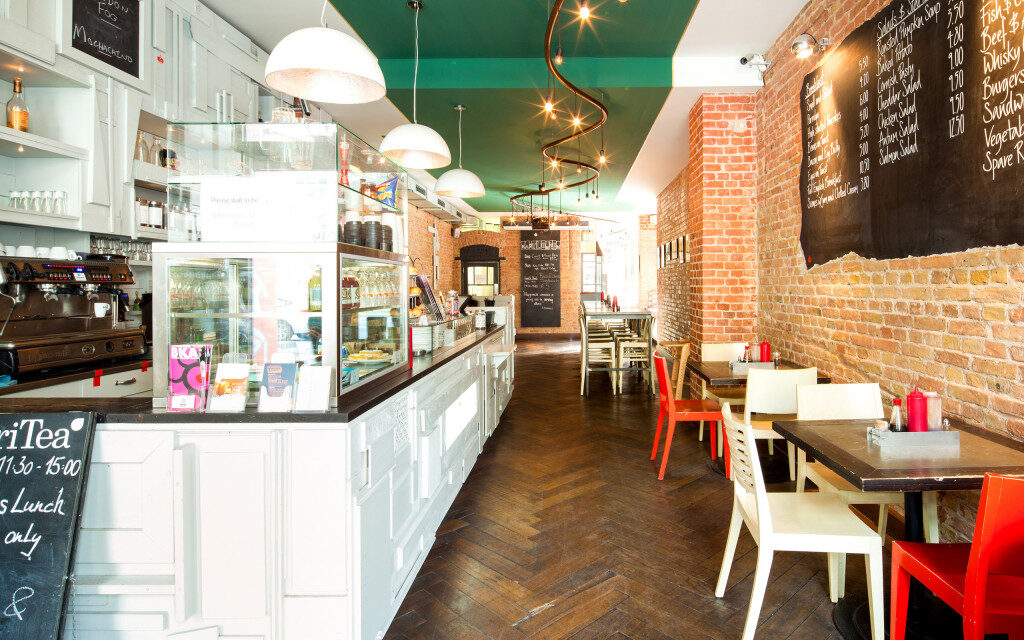 Restaurant moderne Innenausstattung Theke
